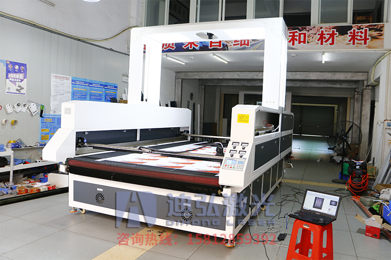 大幅面數碼印花激光切割機廣州東莞深圳大量供應  大幅面數碼印花激光切割機廣州東莞深圳大量供應 視覺定位 自動送料功能