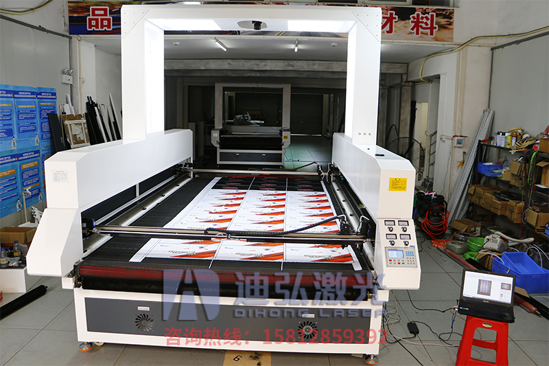 大幅面數碼印花激光切割機廣州東莞深圳大量供應  大幅面數碼印花激光切割機廣州東莞深圳大量供應 視覺定位 自動送料功能