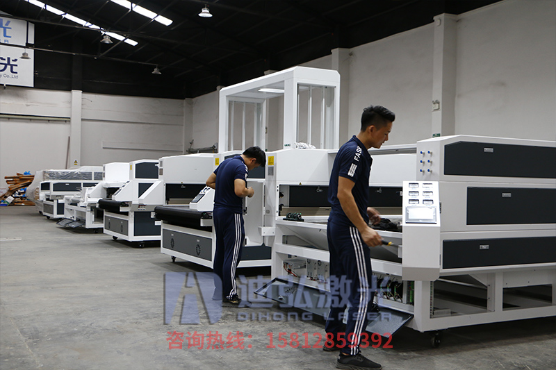 全景攝像定位雙軌異步激光切割機供應 價格 圖片  全景攝像定位雙軌異步激光切割機供應 價格 圖片