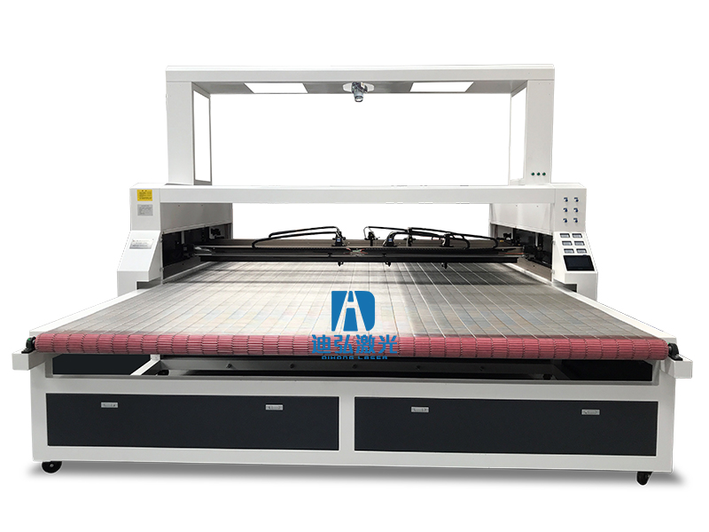 迪弘激光 大幅面激光裁床 DH-2530SSL-SCCD-AUTO 切割機 圖片 價格 源頭廠家